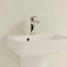 villeroy--boch-onovo-450x370-1th-white-basin--semi-pedestal-