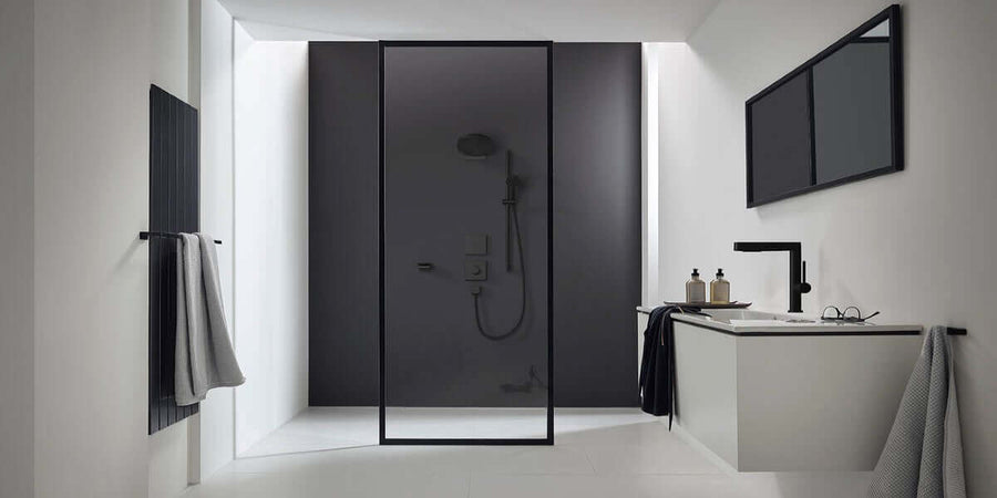 Emerging Trend: Black Bathrooms That Combine Luxury and Function
