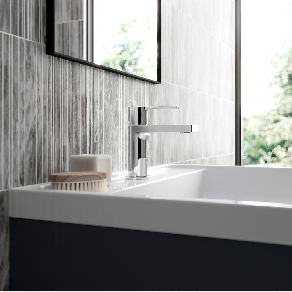 hudson-reed-willow-chrome-single-lever-mono-basin-mixer-tap-with-waste-wil305-