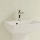 villeroy--boch-onovo-white-450mm-1-tap-hole-basin--pedestal-