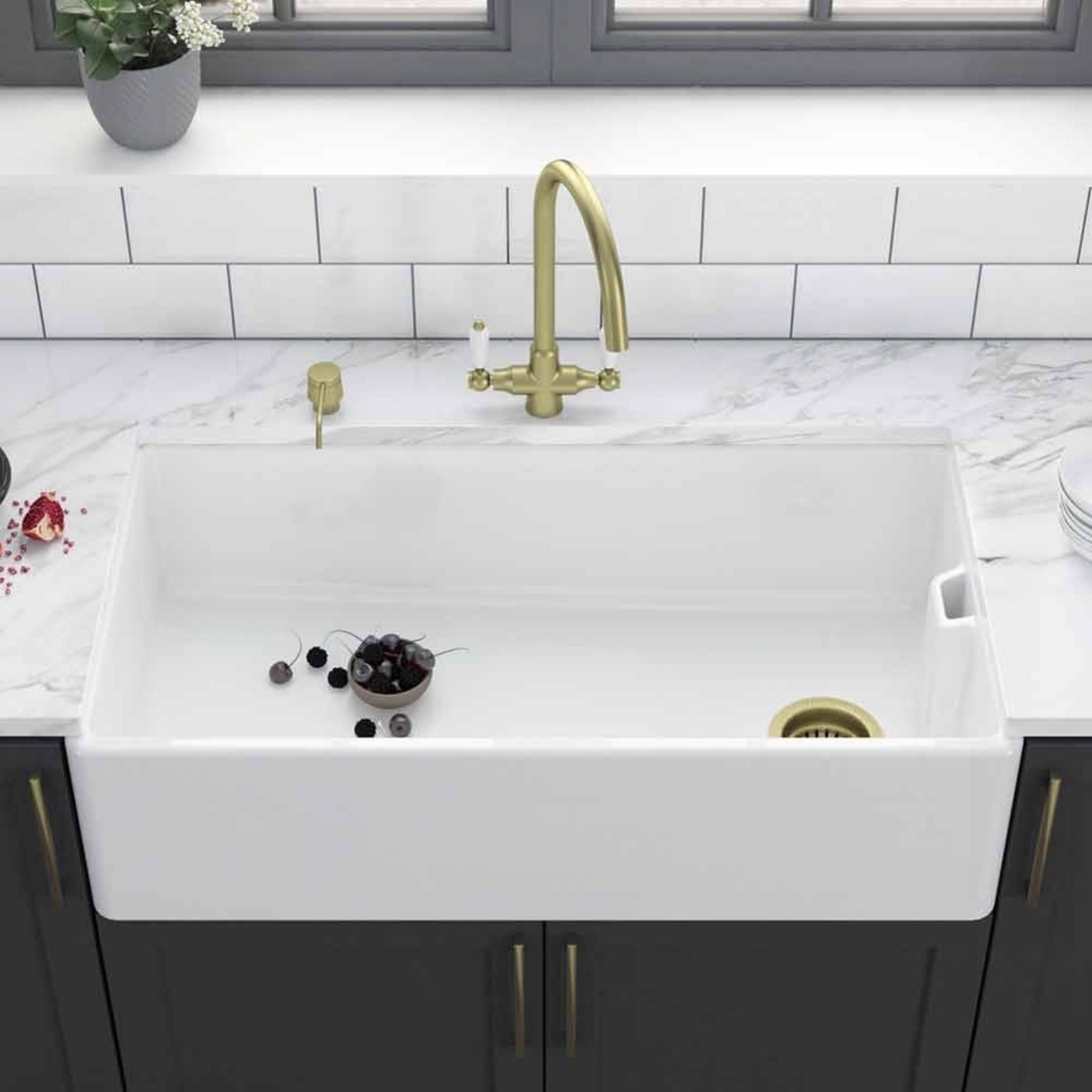 LSC Belfast 895 XL 1.0 Bowl Fireclay Ceramic Kitchen Sink with Waste Options
