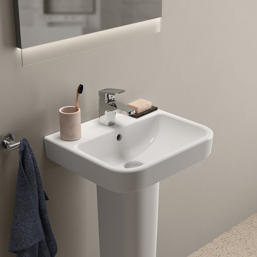 Ideal Standard i.life B White 450mm Ceramic 1TH Basin & Semi Pedestal