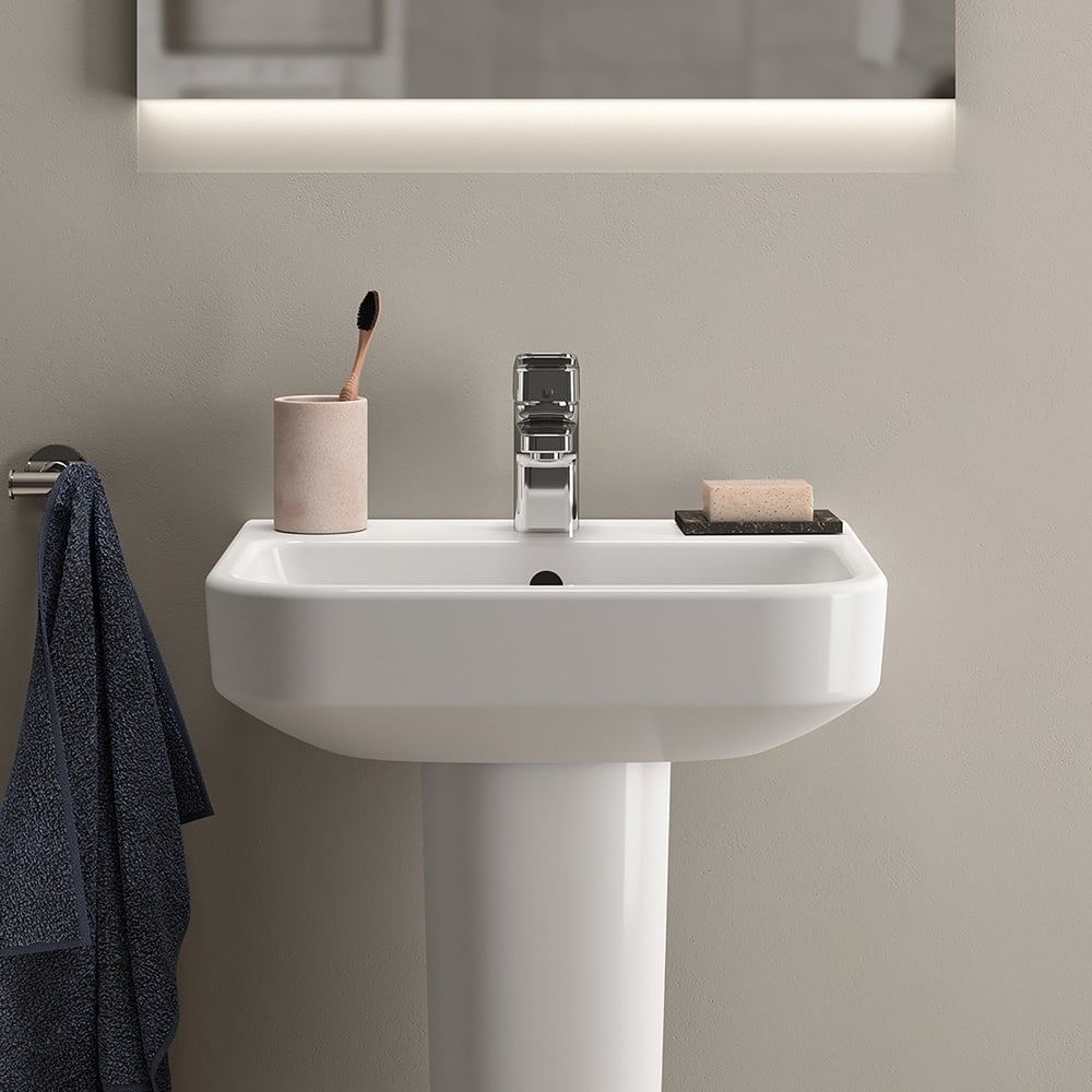 Ideal Standard i.life B White 450mm Ceramic 1TH Basin & Full Pedestal
