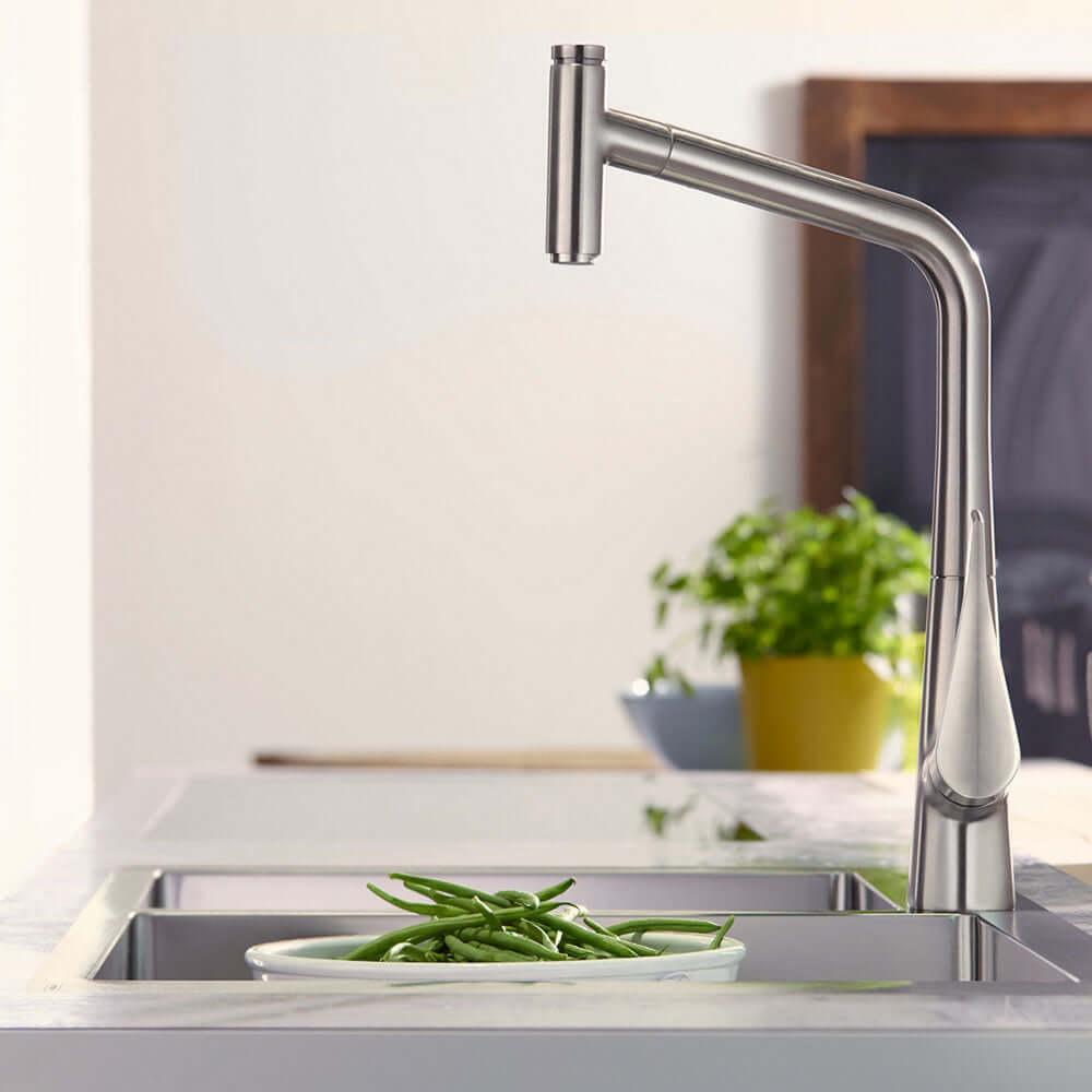 Hansgrohe S711-F655 1.5 Bowl Stainless Steel Kitchen Sink 43309800