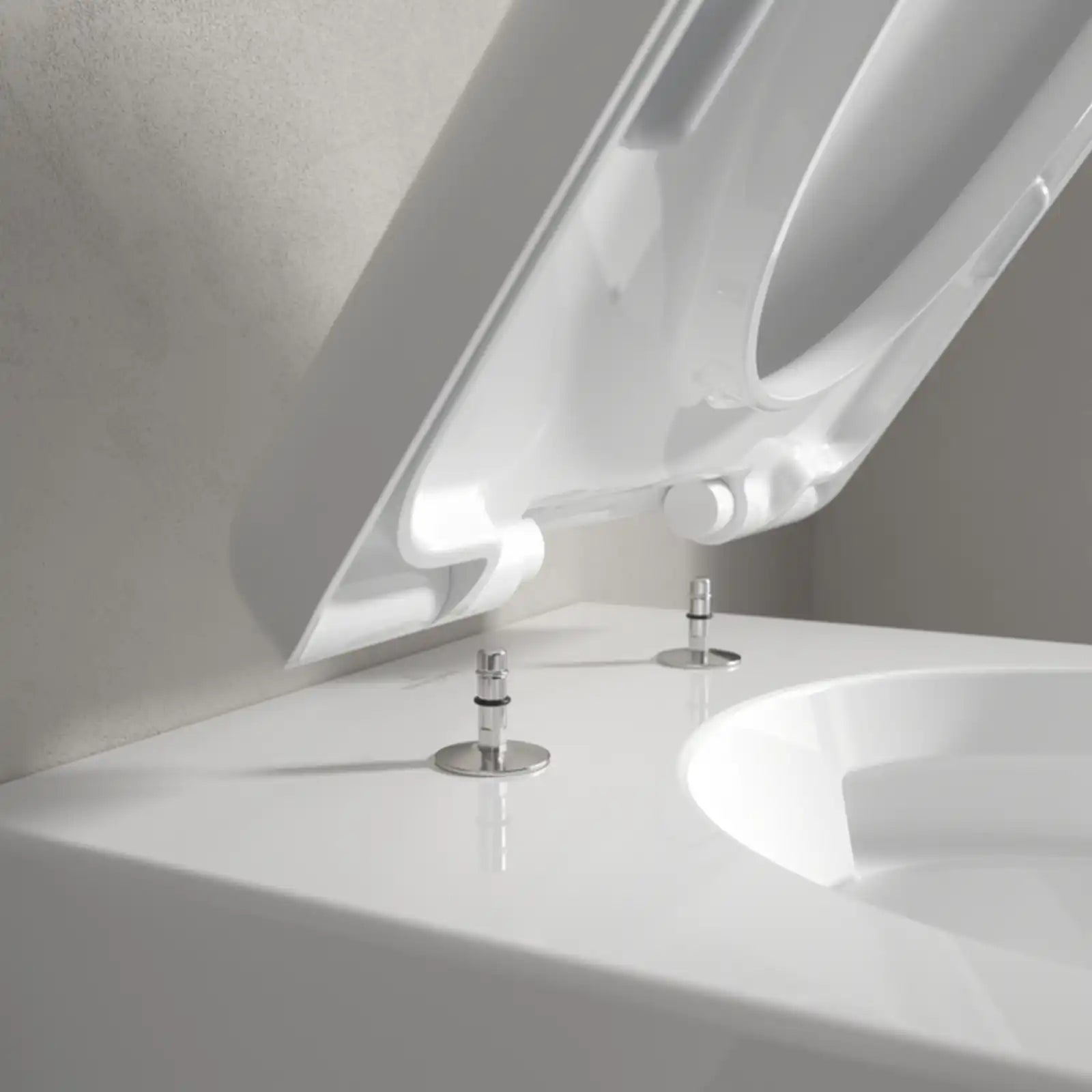 Villeroy & Boch Skyla White Alpin Combi-Pack Suspended with TwistFlush
