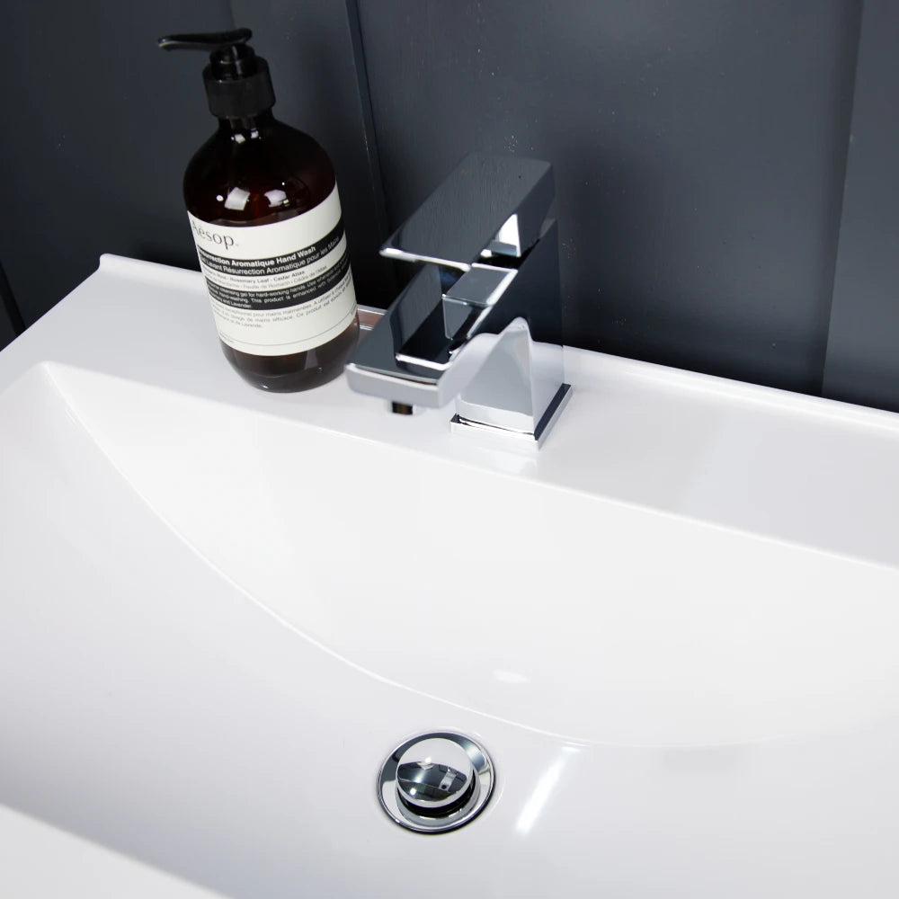 Top Fix Unslotted Basin Waste - G1 1/4”