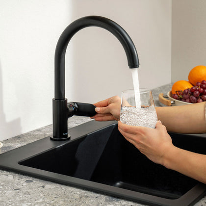 Hansgrohe Vernis Blend M35 Matt Black 260 Single Lever Kitchen Mixer Tap With Swivel Spout