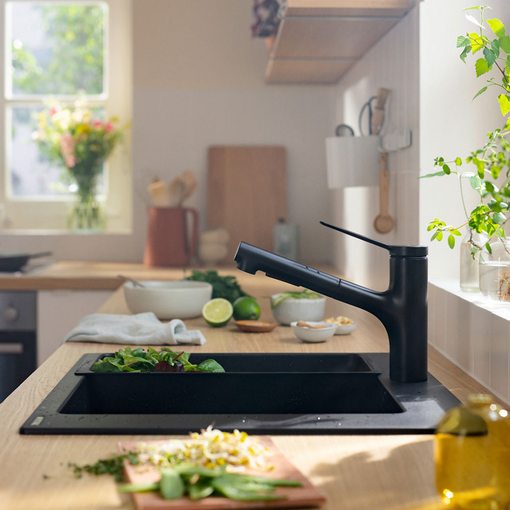 Hansgrohe Zesis M33 150 2 Jet Pull Out Spray Single Lever Kitchen Sink Mixer Tap