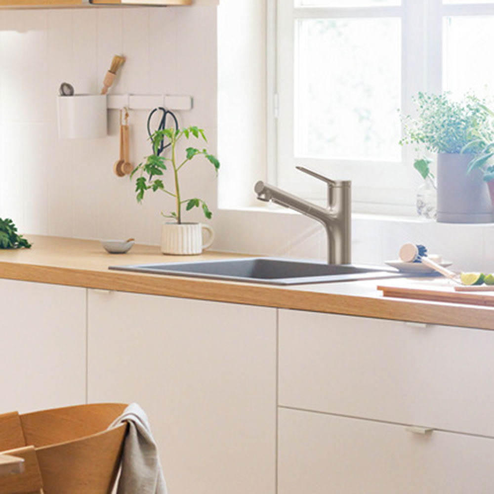 Hansgrohe Zesis M33 150 2 Jet Pull Out Spray Single Lever Kitchen Sink Mixer Tap