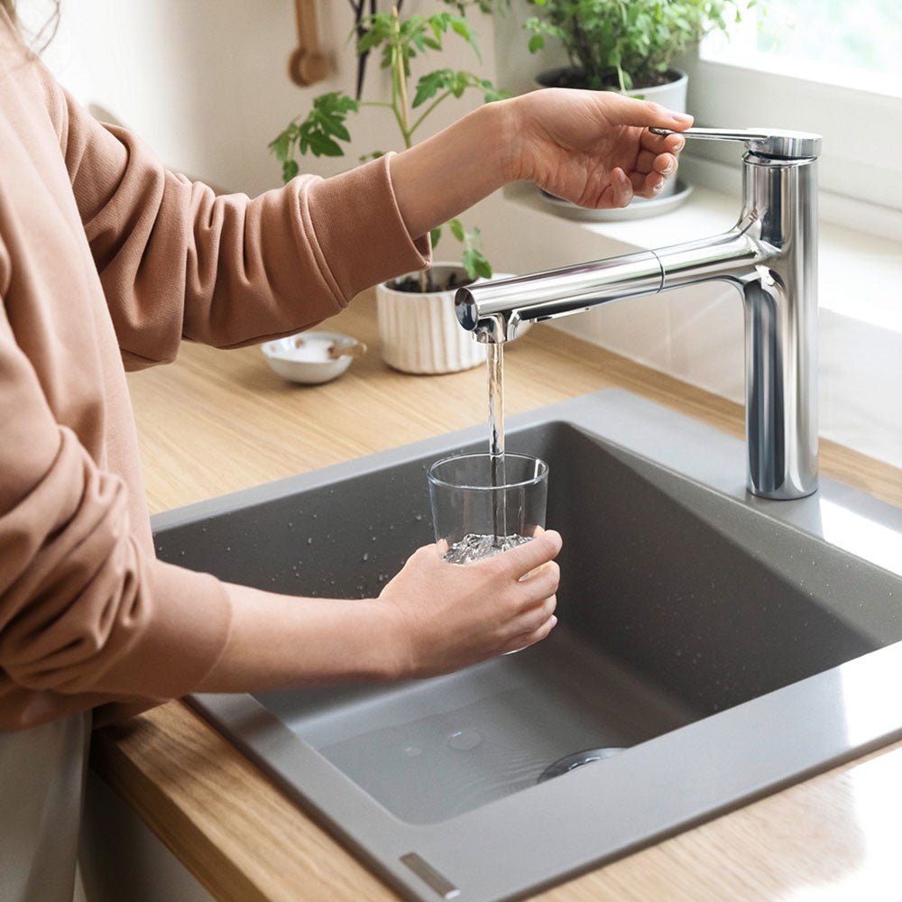 Hansgrohe Zesis M33 160 2 Jet Pull-out Spray Single Lever Kitchen Sink Mixer Tap with sBox Lite