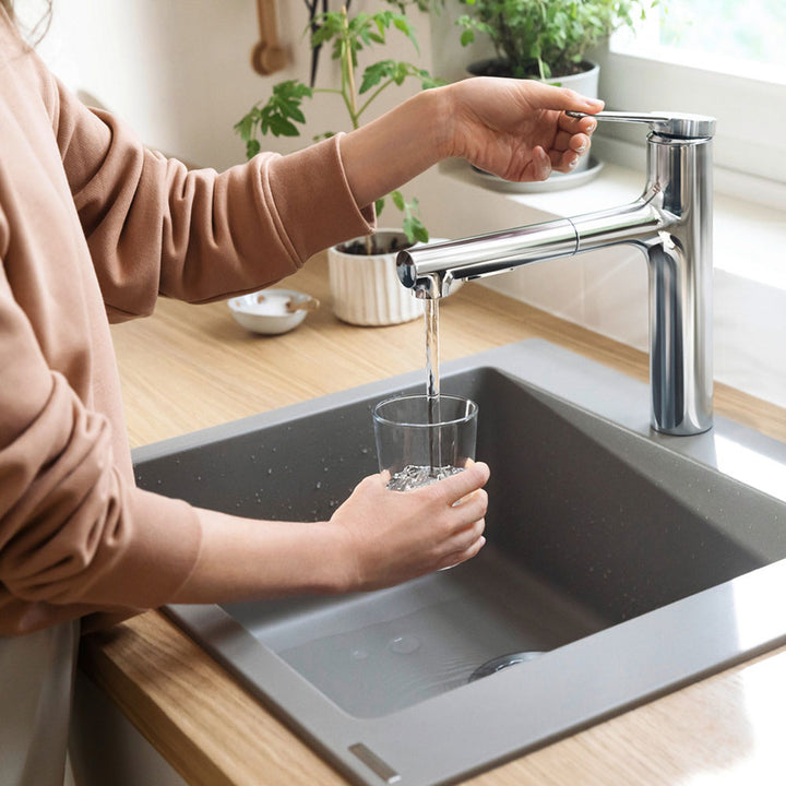 Hansgrohe Zesis M33 160 2 Jet Pull-out Spray Single Lever Kitchen Sink Mixer Tap with sBox Lite
