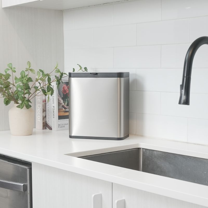 EKO Puro 7L Smooth Slide-Open Lid Steel Caddy