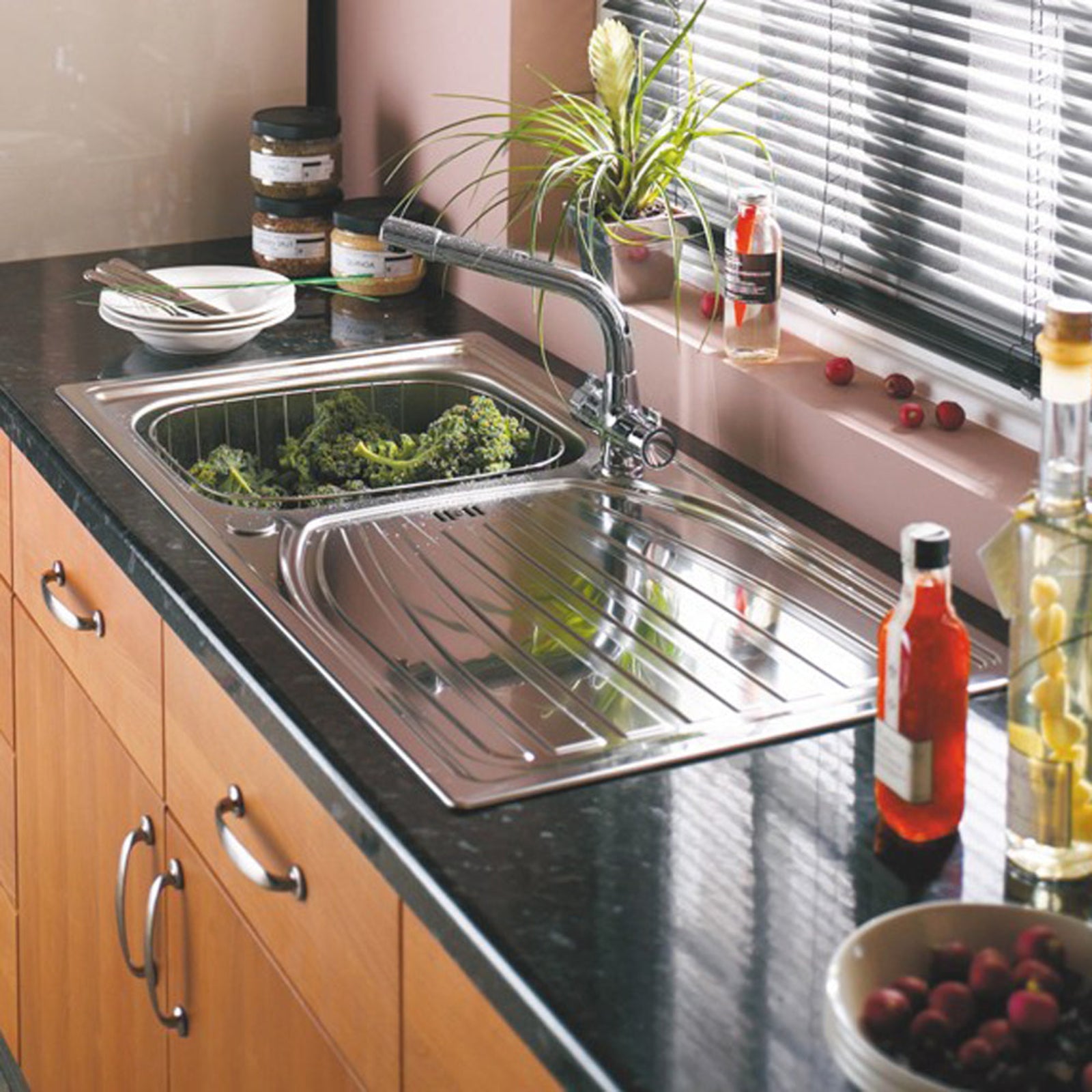 Astracast Alto 1.0 Bowl Stainless Steel Reversible Kitchen Sink & Waste