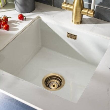 Kitchen Wastes in Wastes & Plumbing Kits 