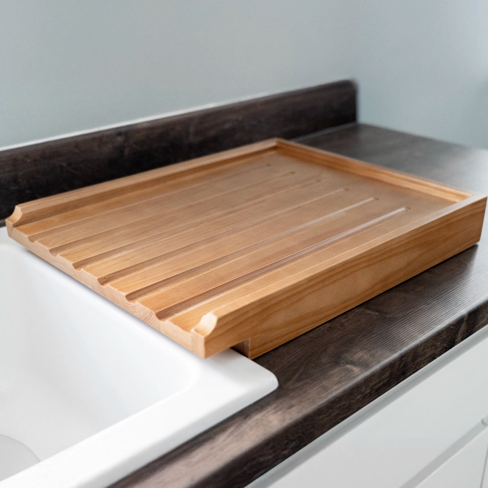 Astini Traditional Wooden Kitchen Sink Drainer Board with Lip - Solid Pine Wood