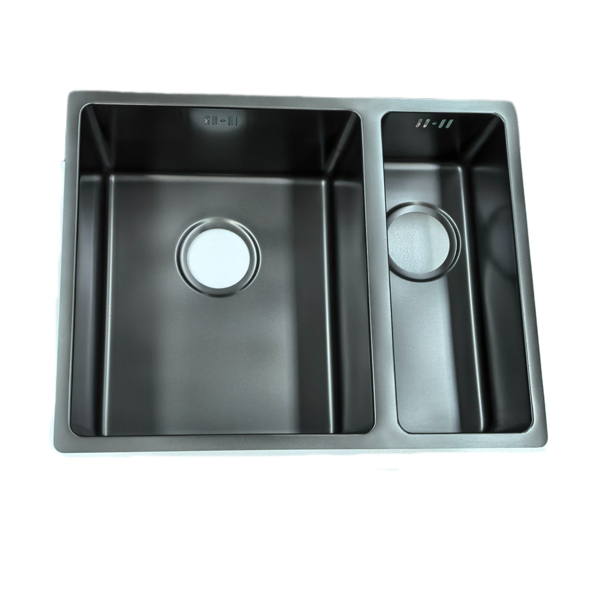 Astini Serena 1.5 Bowl Stainless Steel Undermount Kitchen Sink & Waste